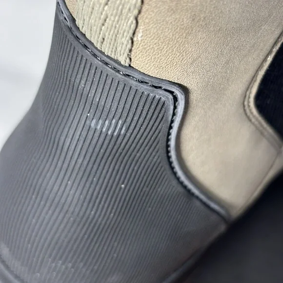 Bogs Holly Chelsea Leather Waterproof Women's Casual Boots, Taupe, Sz. 10 NEW - Picture 12 of 16